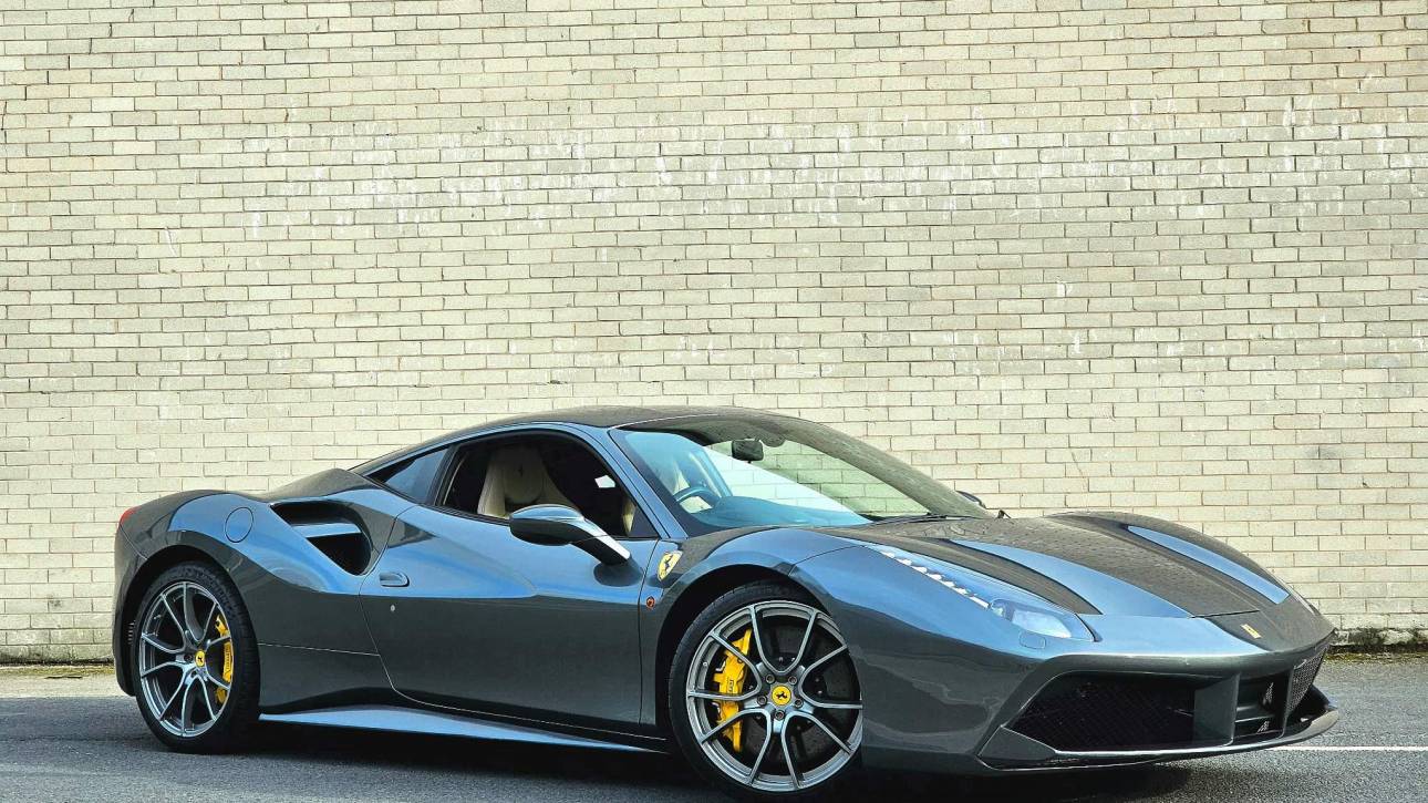 Ferrari 488